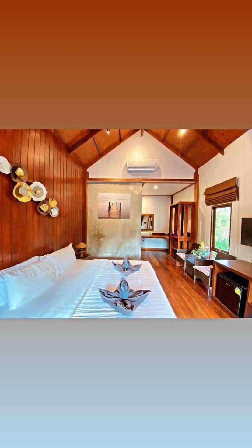 Little Rock Kohjum Hotel Koh Jum Exterior photo